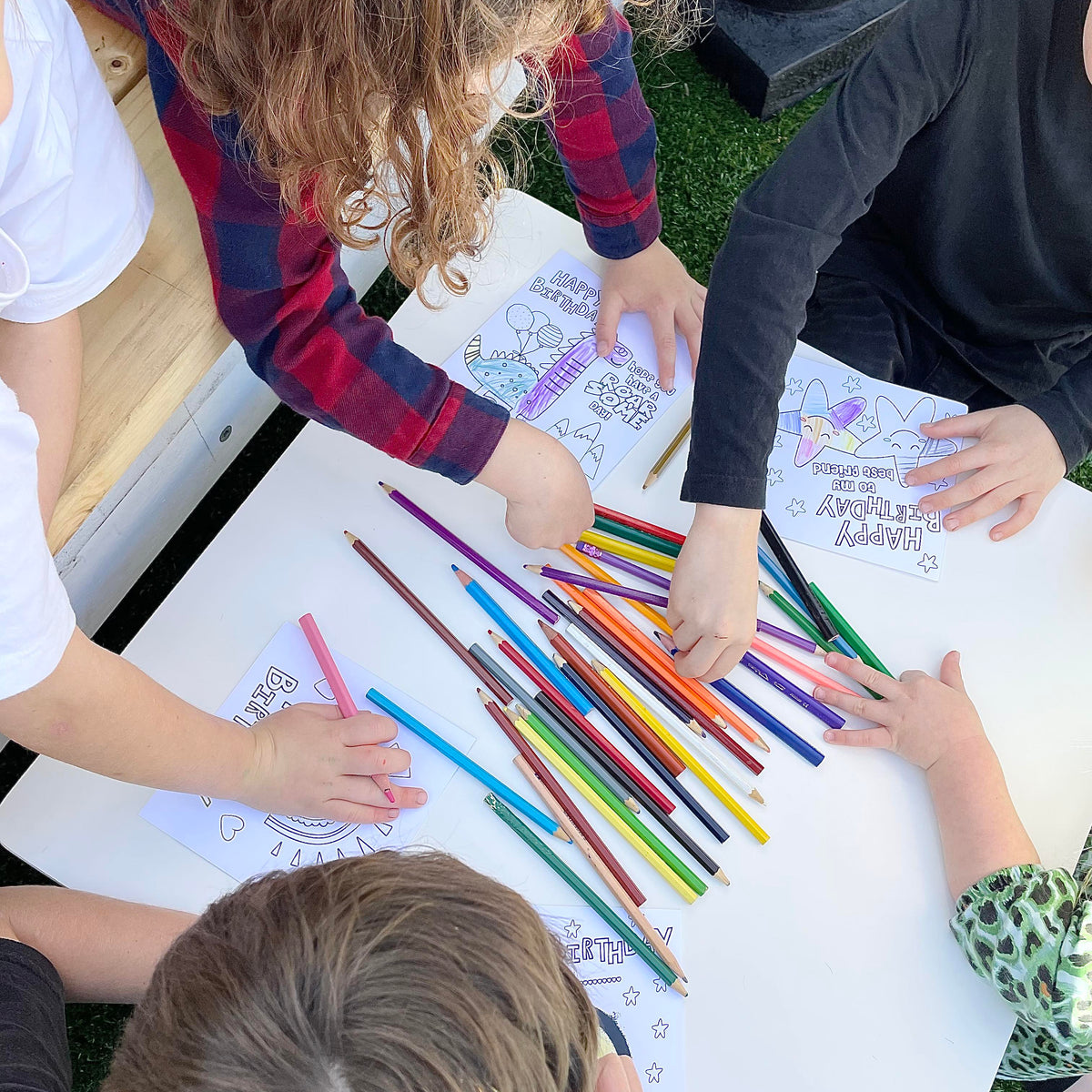 Colour Me Cards: Candles