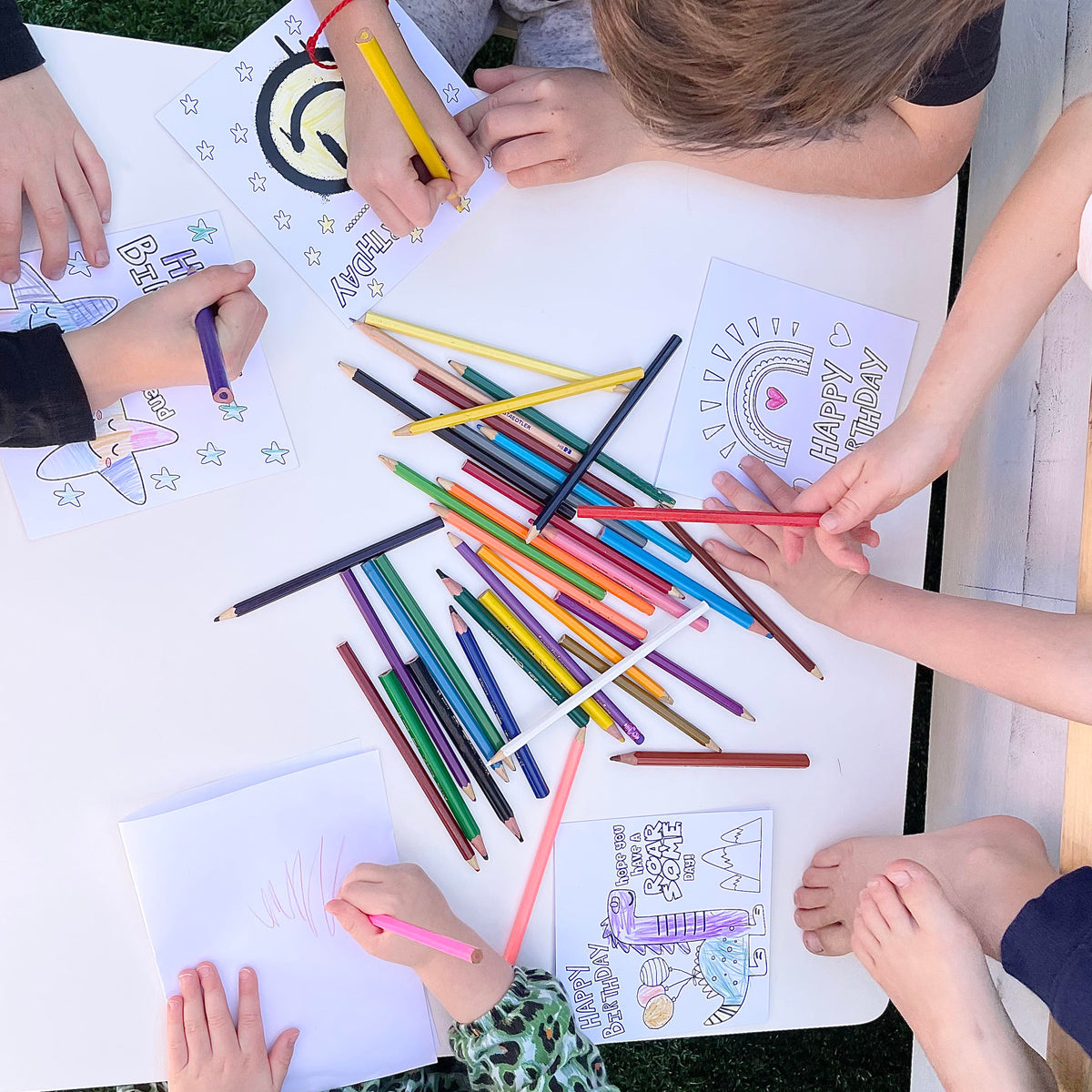 Colour Me Cards: Candles